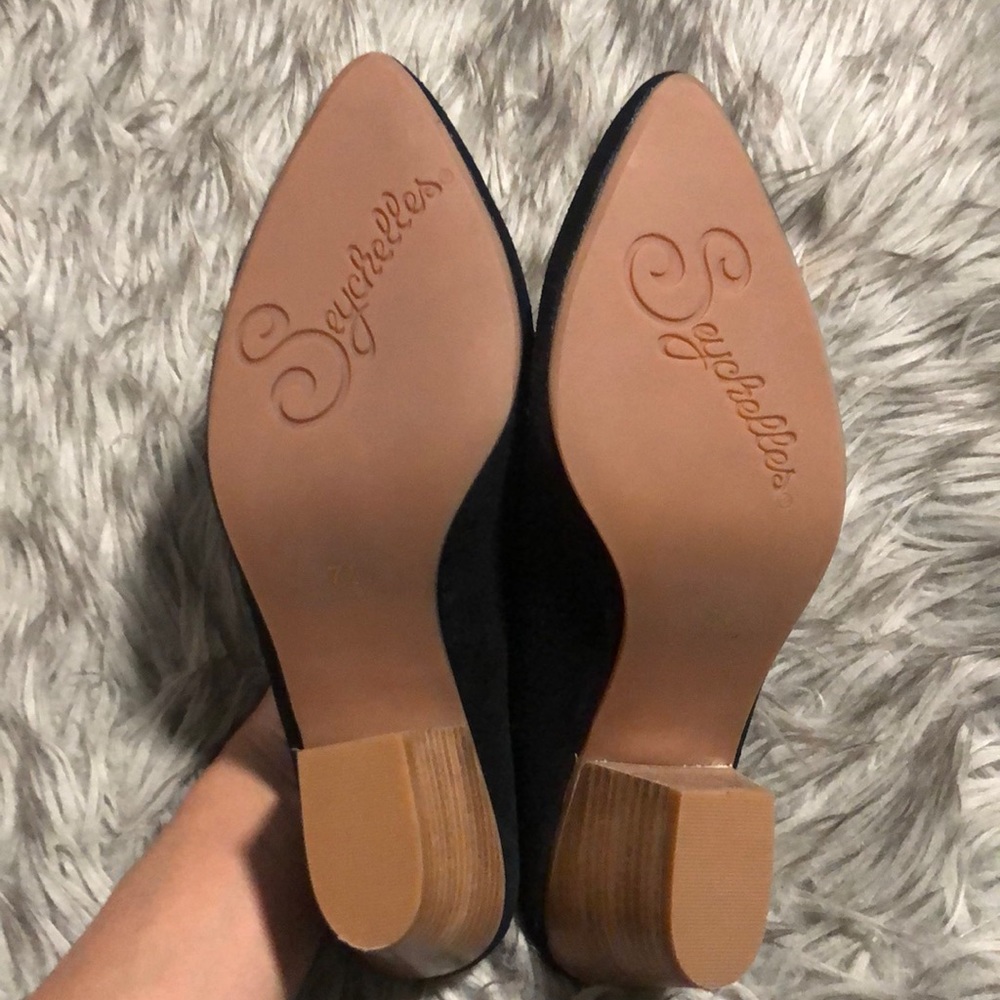 Slip Ons - Picture 3 of 3